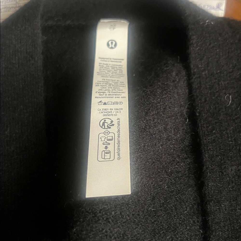 Lululemon Women's Alpaca Wool-Blend Cardigan Sweater - Picture 4 of 4